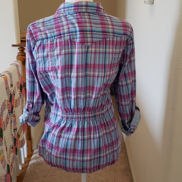 Levi's Blouse - Picture 6 of 7